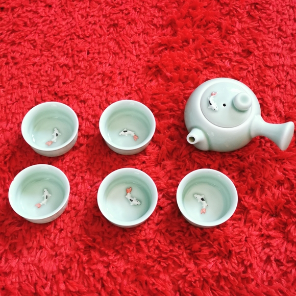 Tea Set - Picture 3 of 6